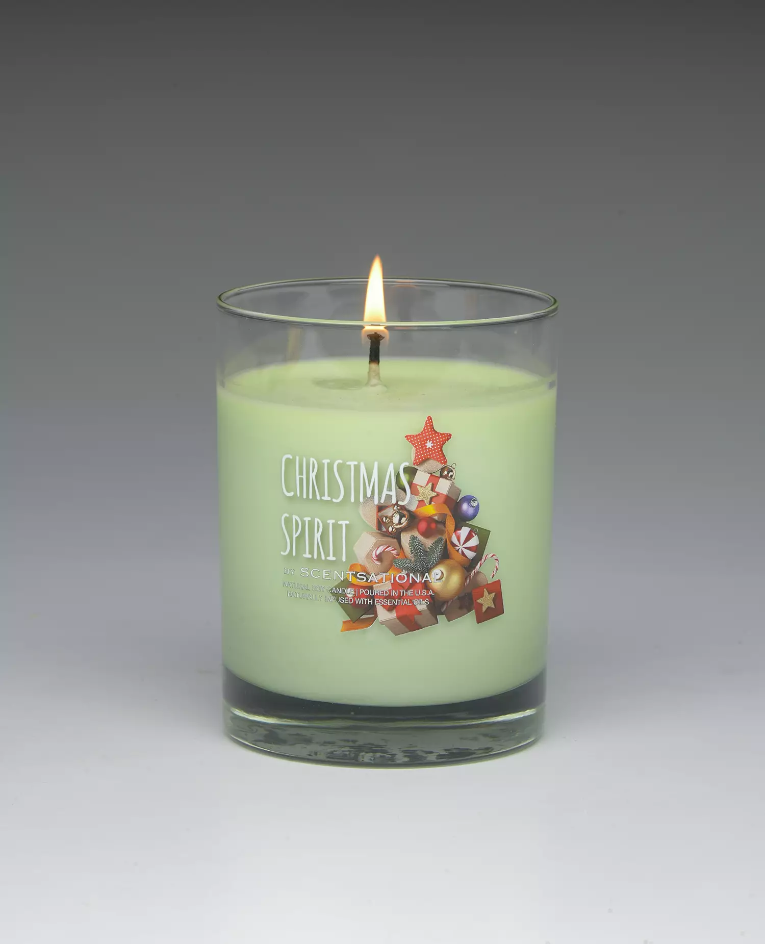 Christmas Spirit-Tree – 11oz scented candle burning