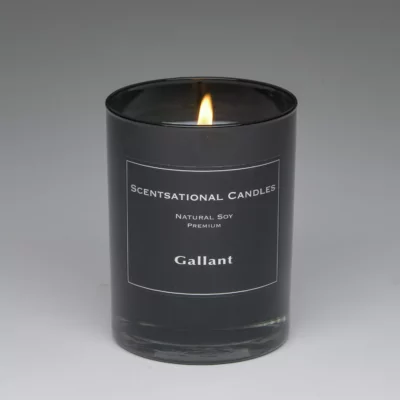 Gallant – 11oz scented candle burning