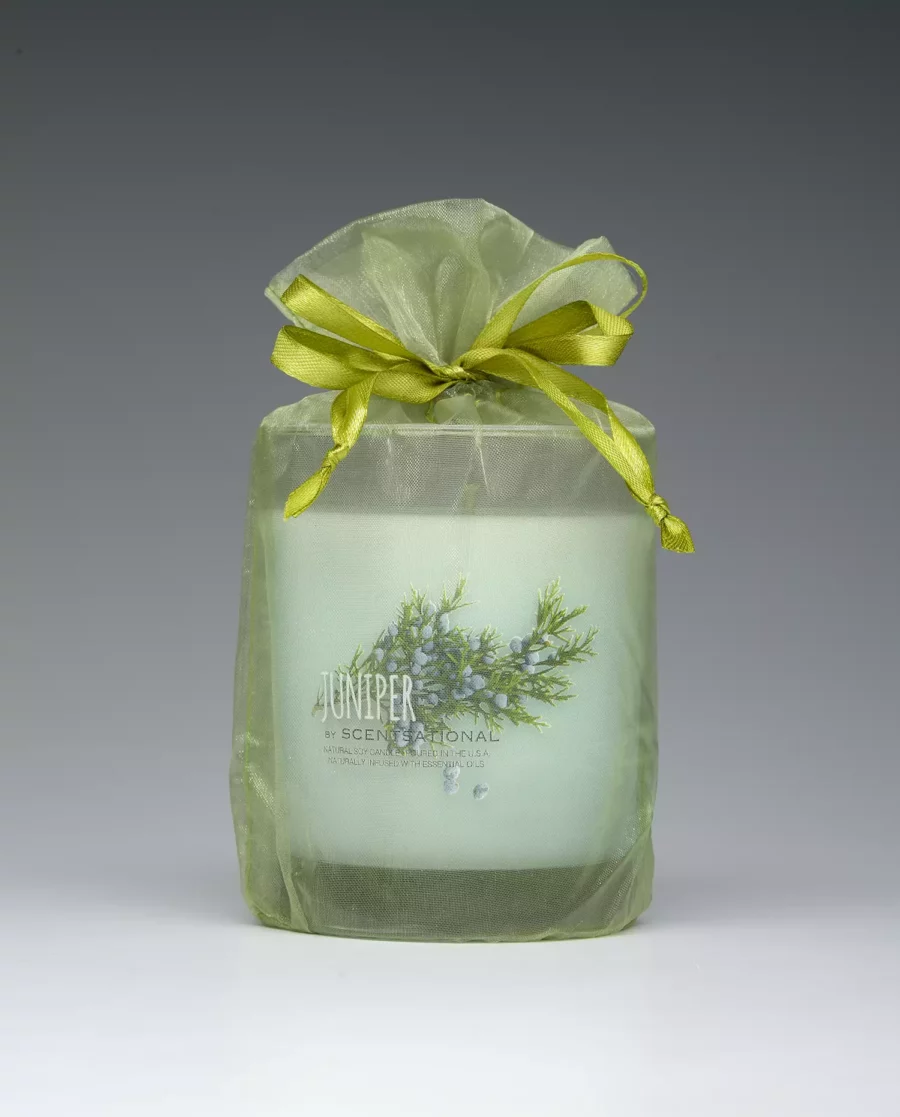 Juniper – 11oz scented candle with bag