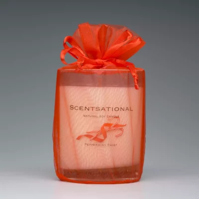 Peppermint Twist – 11oz scented candle with bag