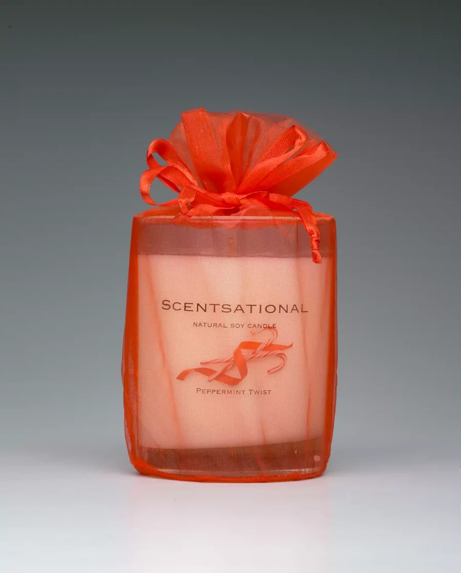 Peppermint Twist – 11oz scented candle with bag