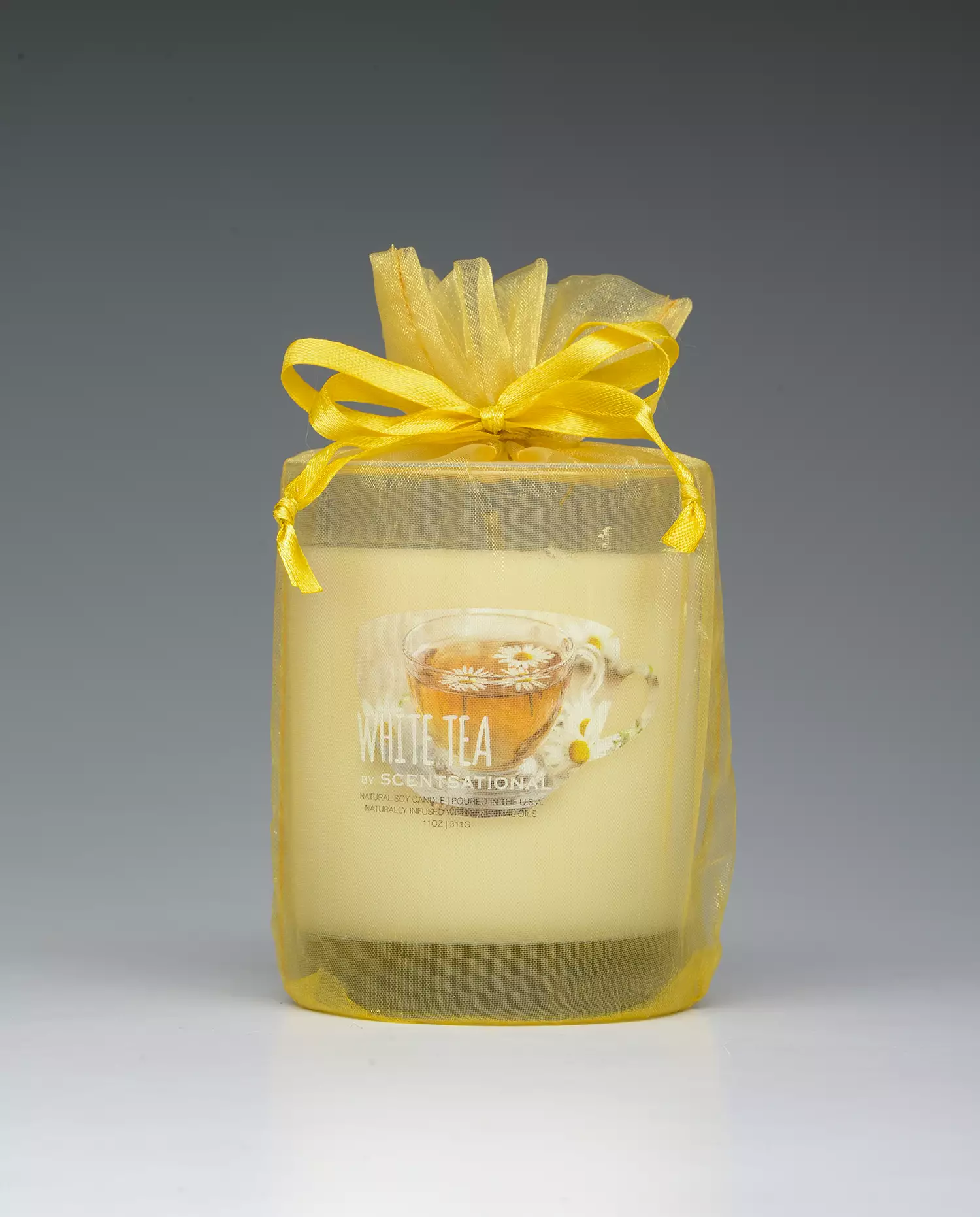 White Tea – 11oz scented candle with bag